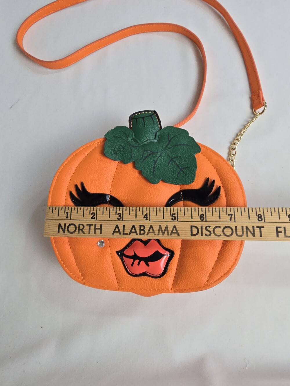 Betsey Johnson Pumpkin Lips Crossbody Purse Anthropomorphic Halloween Fall - Picture 4 of 6